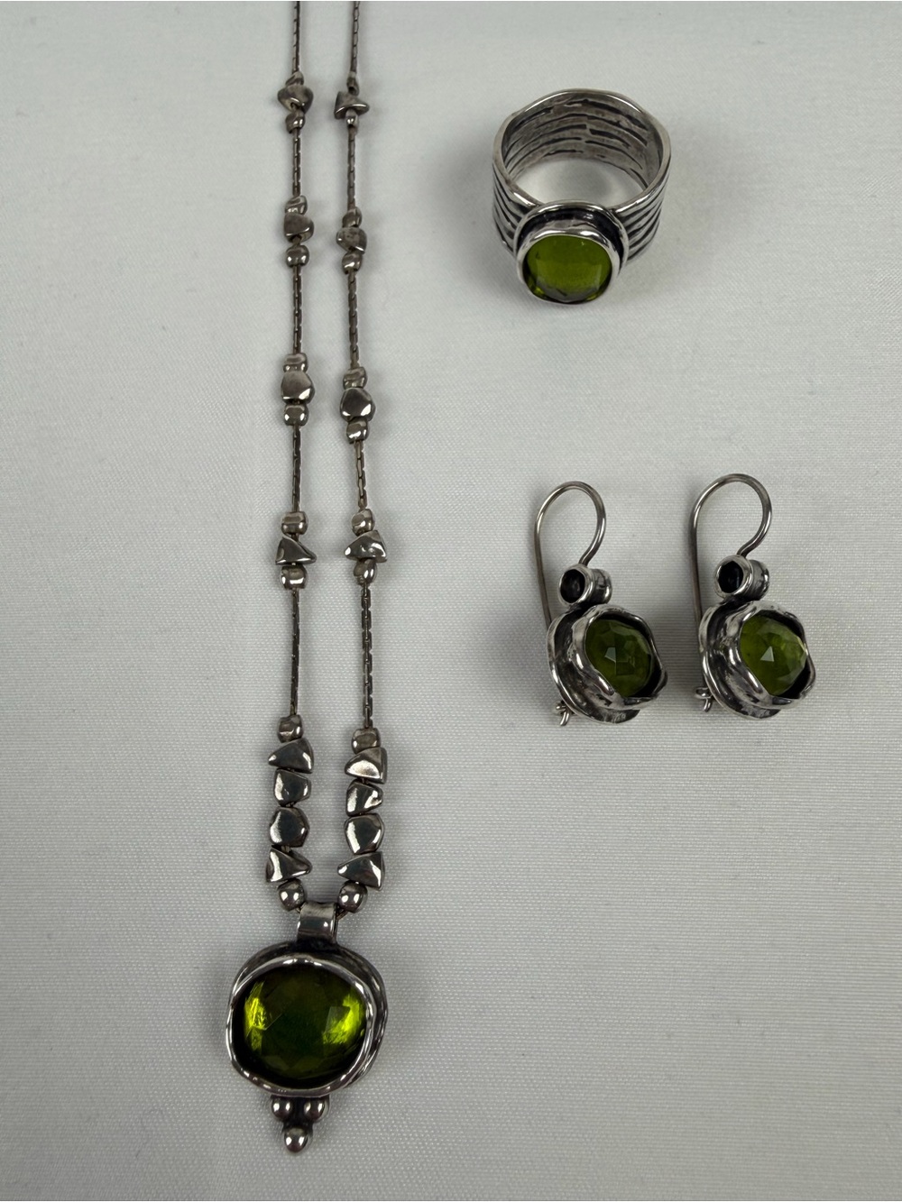 Vintage Silpada Sterling Silver Jewelry Set: Necklace, Earrings, Ring